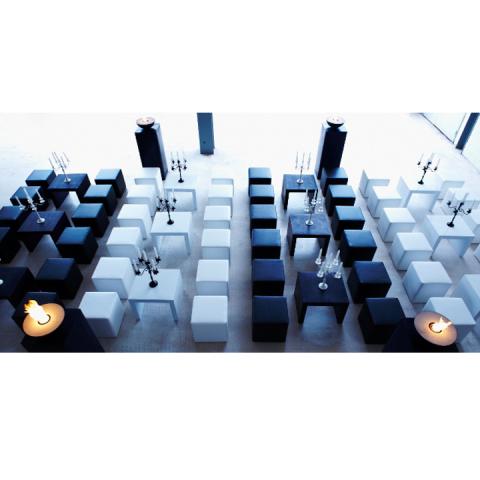 Cube Lounge
